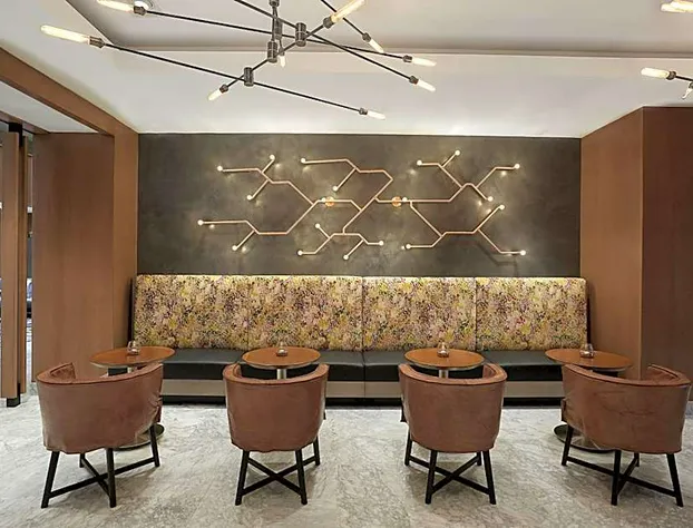 Hyatt Regency Newport Beach West hotel detail image 4