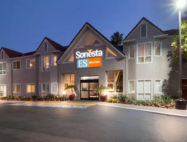 Sonesta ES Suites Huntington Beach Fountain Valley hotel detail image 1