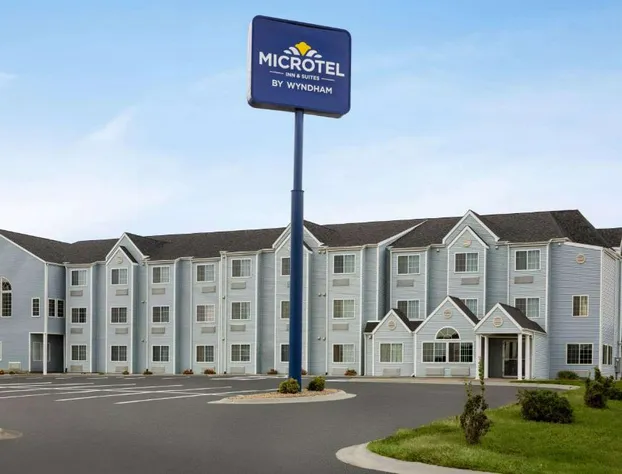 Microtel Inn & Suites by Wyndham Lincoln hotel detail image 1