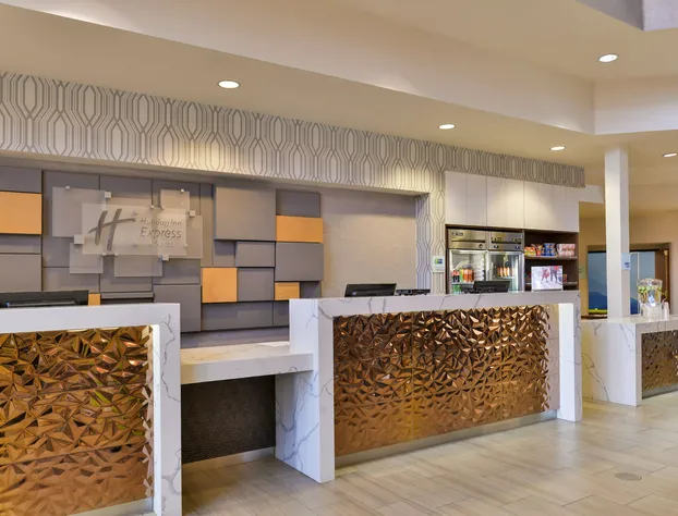 Holiday Inn Express & Suites Elk Grove Central - Hwy 99 by IHG hotel detail image 2