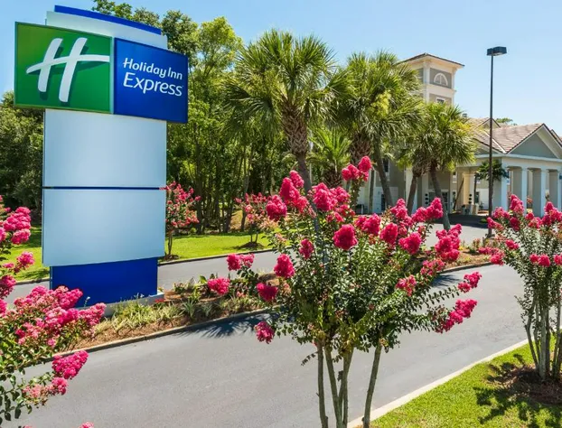 Holiday Inn Express Fairhope by IHG hotel detail image 1
