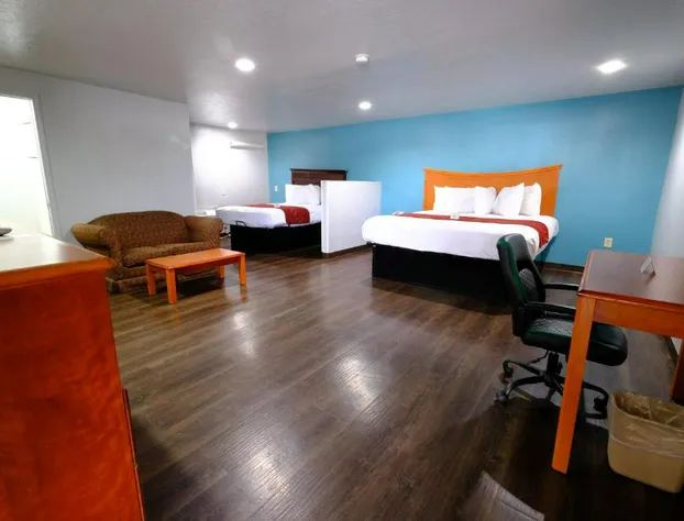 M star Hotel Searcy hotel detail image 1