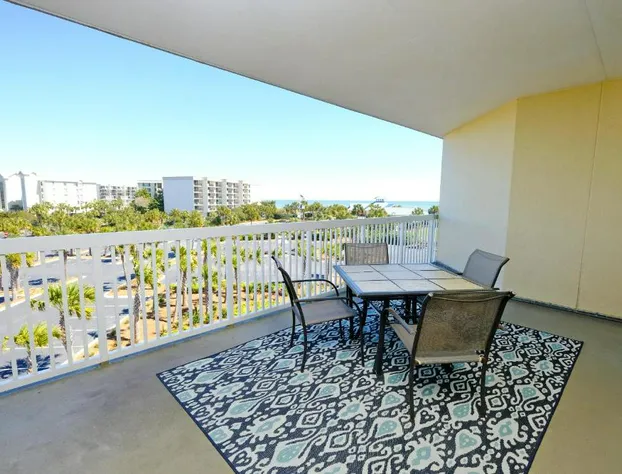 Litchfield Beach & Golf Resort hotel detail image 3