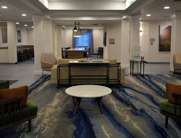 Fairfield Inn and Suites by Marriott Youngstown Austintown hotel detail image 1