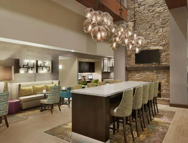 Hampton Inn & Suites Springdale hotel detail image 2