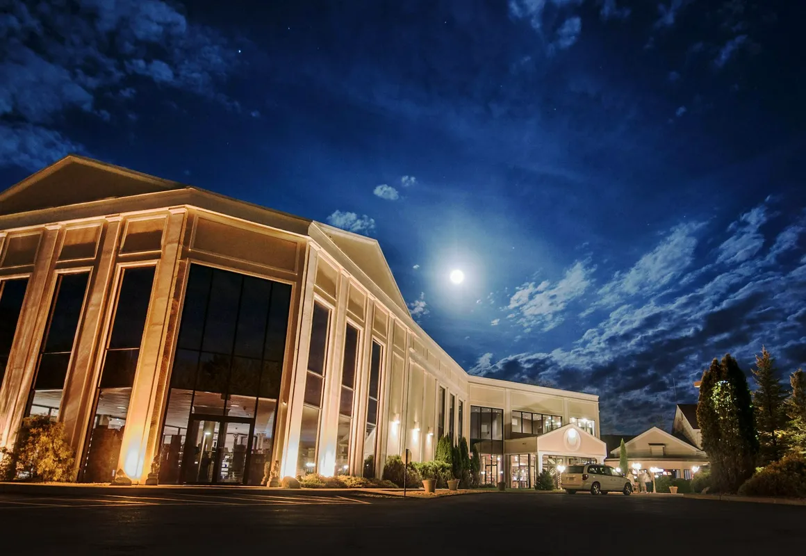 Pocono Palace Resort hotel hero