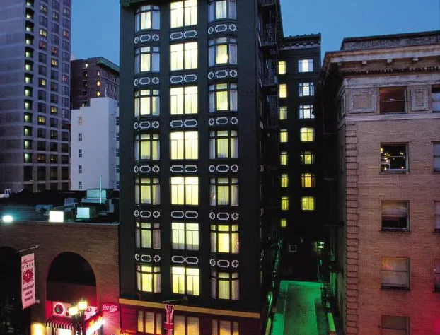 King George Hotel hotel detail image 3