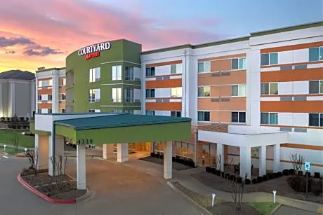 Courtyard by Marriott Little Rock North hotel detail image 1