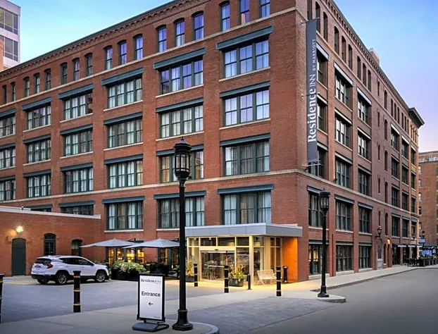 Residence Inn by Marriott Boston Downtown/Seaport hotel detail image 1