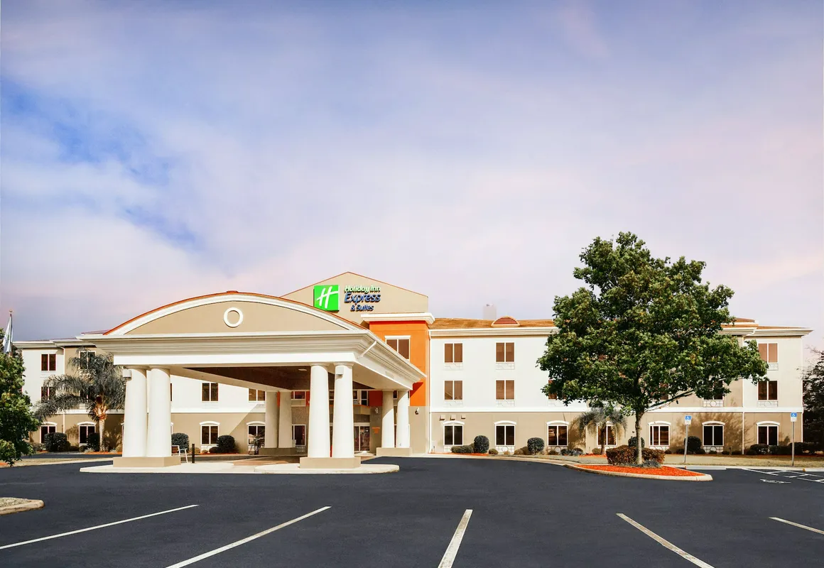 Holiday Inn Express Hotel & Suites Inverness by IHG hotel hero