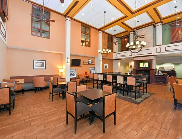 Hampton Inn & Suites Plymouth hotel detail image 4