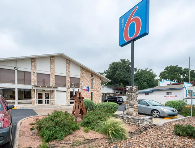 Motel 6 Boerne, TX hotel detail image 2