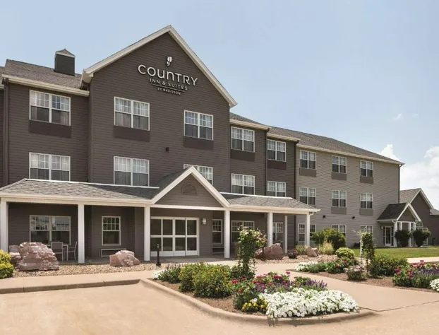 Country Inn & Suites by Radisson, Pella, IA hotel detail image 1