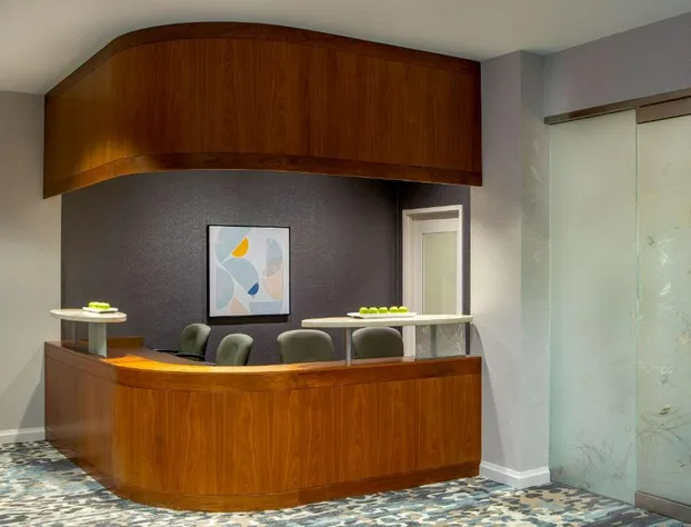 DoubleTree by Hilton Chicago - North Shore Conference Center hotel detail image 1