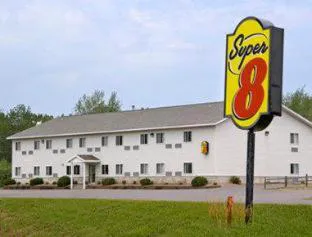 Super 8 by Wyndham Phillips hotel detail image 1