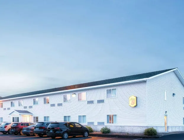 Super 8 by Wyndham Phillips hotel detail image 1