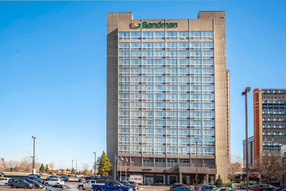 Sandman Hotel Montreal - Longueuil hotel hero
