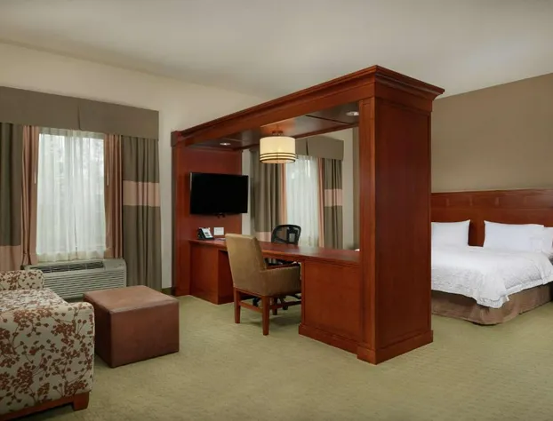 Hampton Inn & Suites Salem, OR hotel detail image 3