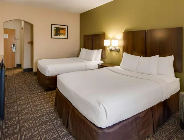 Best Western Rayne Inn hotel detail image 4