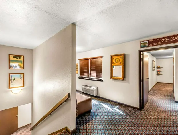 Americas Best Value Inn Marquette hotel detail image 3