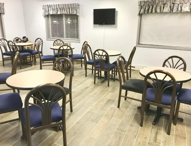 Baymont by Wyndham Marinette hotel detail image 2