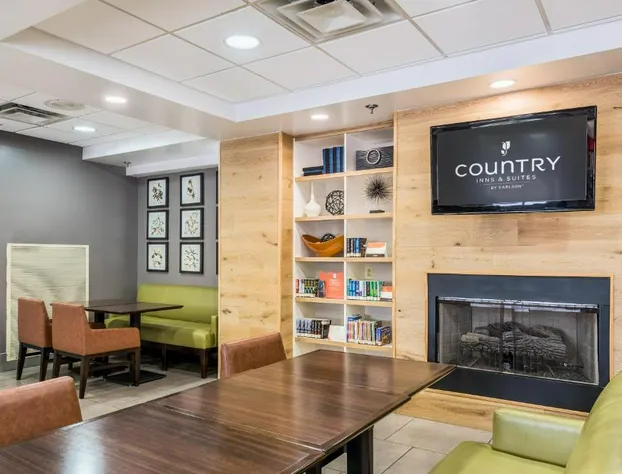 Country Inn & Suites by Radisson, Cookeville, TN hotel detail image 4