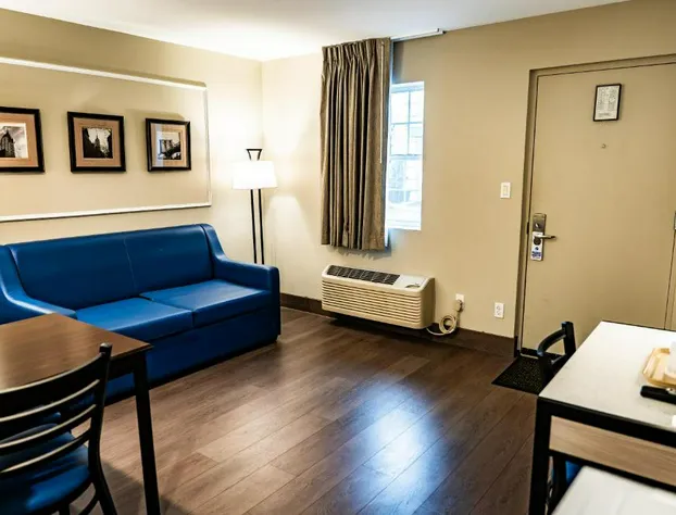 Whitman Motor Lodge hotel detail image 4