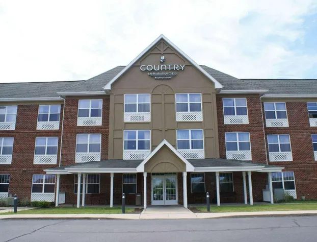 Country Inn & Suites by Radisson, Lansing, MI hotel detail image 2