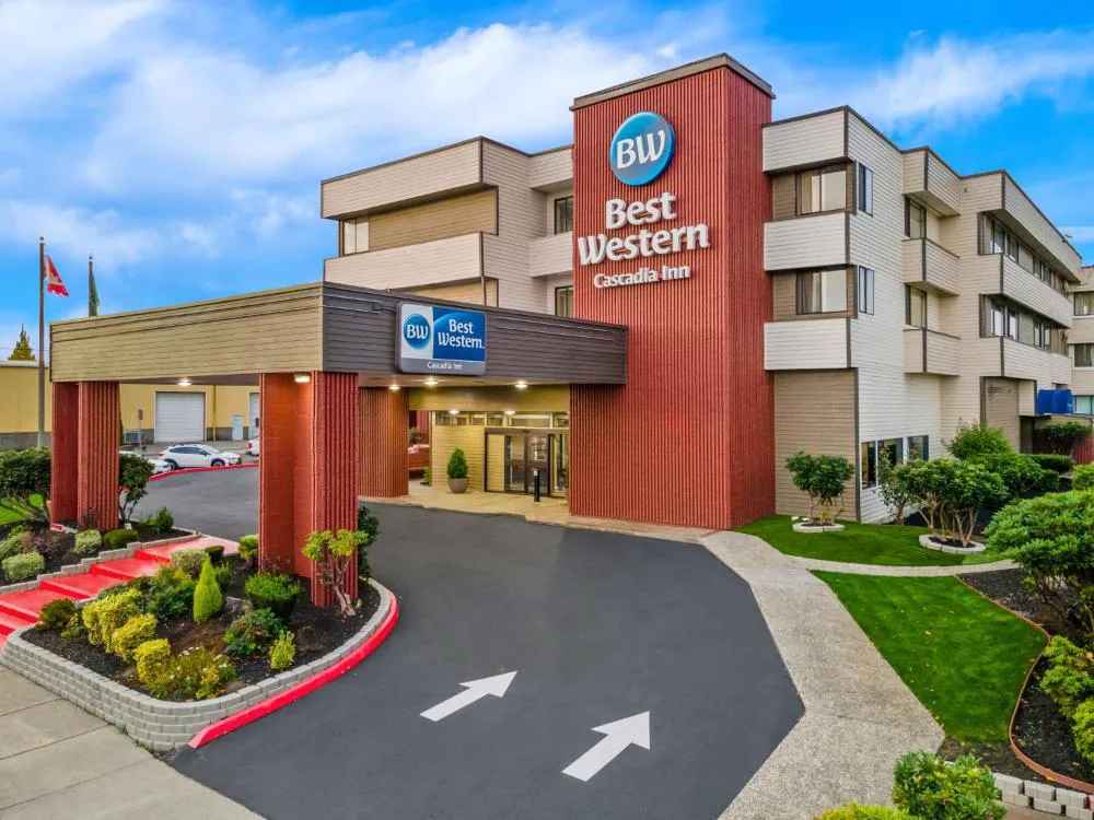 Best Western Cascadia Inn hotel hero