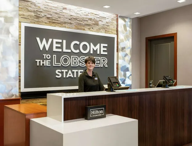 Hampton Inn Portland Downtown - Waterfront hotel detail image 4