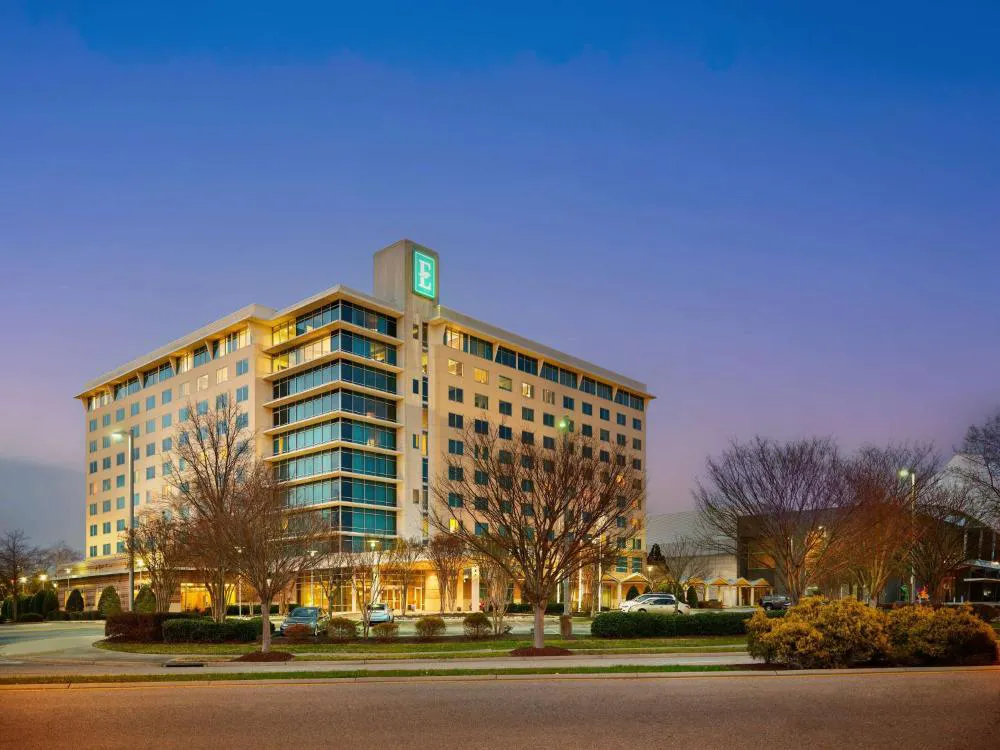 Embassy Suites by Hilton Hampton Convention Center hotel hero
