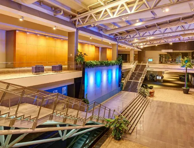 Embassy Suites by Hilton Hampton Convention Center hotel detail image 4