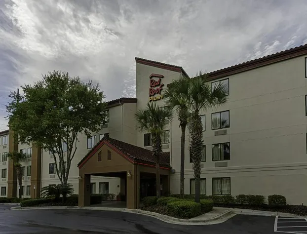Red Roof Inn PLUS+ Gainesville hotel detail image 2