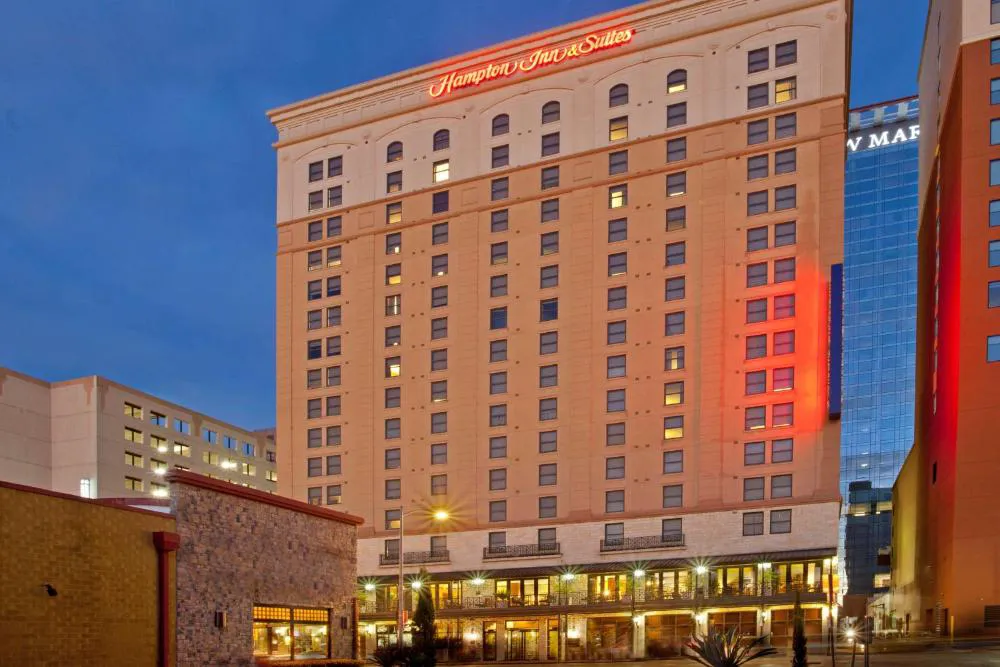 Hampton Inn & Suites Austin Downtown hotel hero