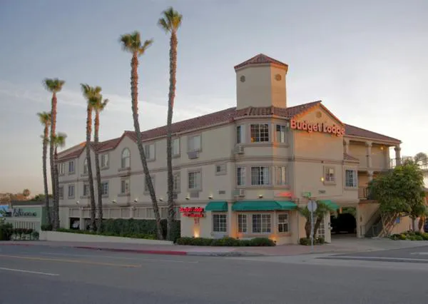Americas Best Value Inn San Clemente Beach hotel hero