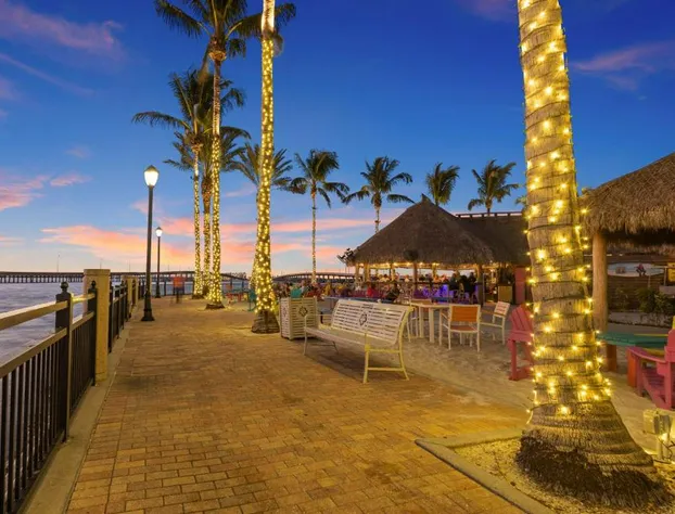 Four Points by Sheraton Punta Gorda Harborside hotel detail image 1