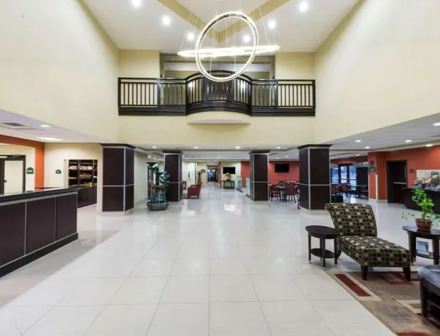 Wingate by Wyndham Lake Charles Casino Area hotel detail image 1