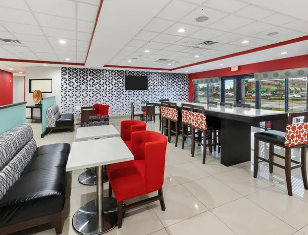 Wingate by Wyndham Lake Charles Casino Area hotel detail image 4