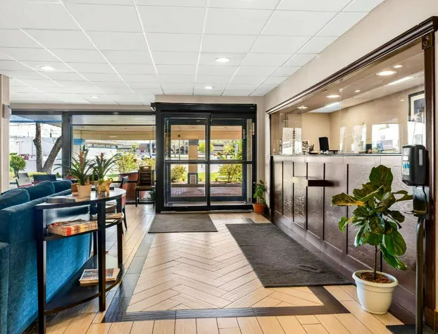 SureStay Plus by Best Western Reading North hotel detail image 2