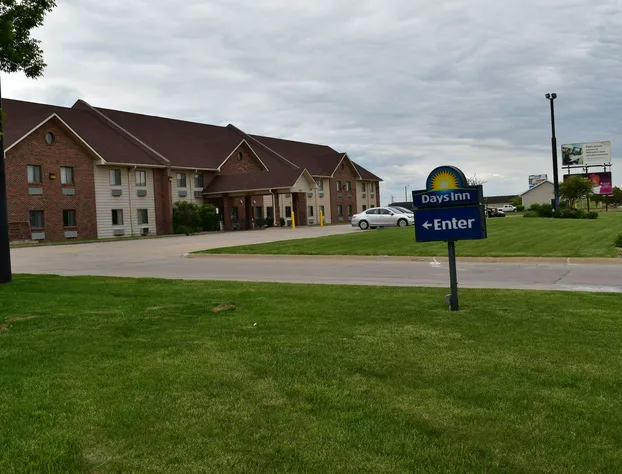 Days Inn by Wyndham Grand Island hotel detail image 1