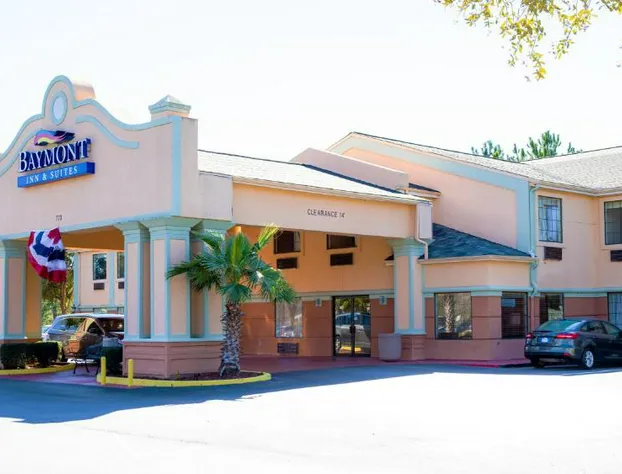 Baymont by Wyndham Hinesville Fort Stewart Area hotel detail image 2