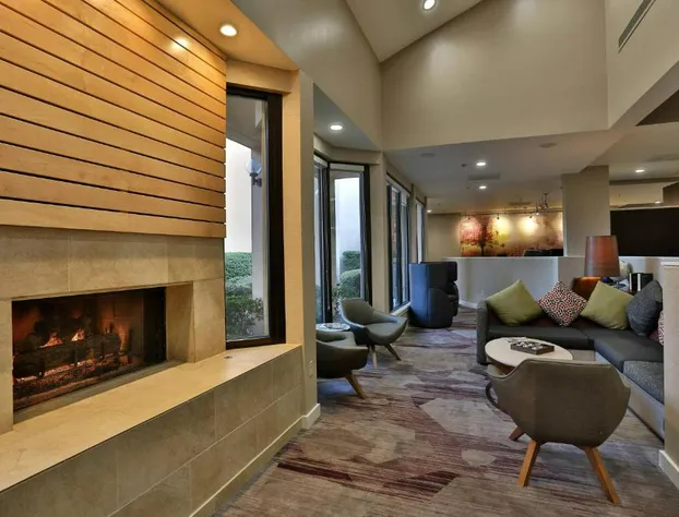 Courtyard by Marriott Montgomery hotel detail image 3