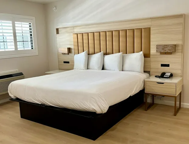 Nob Hill Motor Inn hotel detail image 2