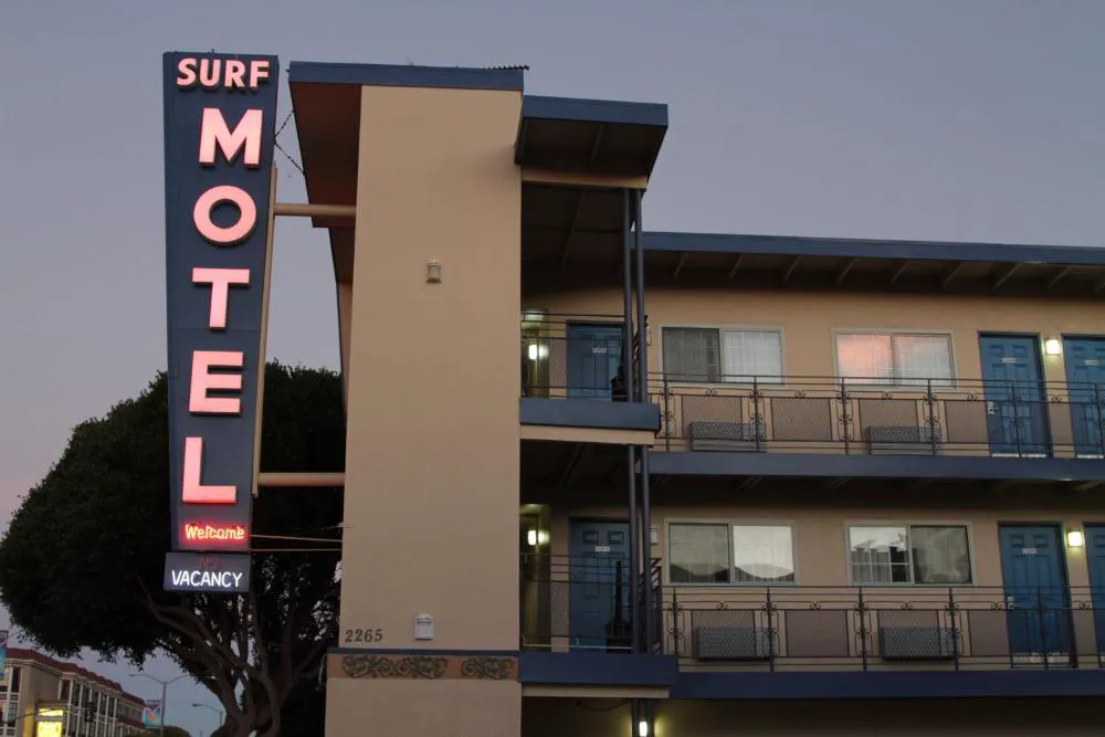 Surf Motel hotel hero