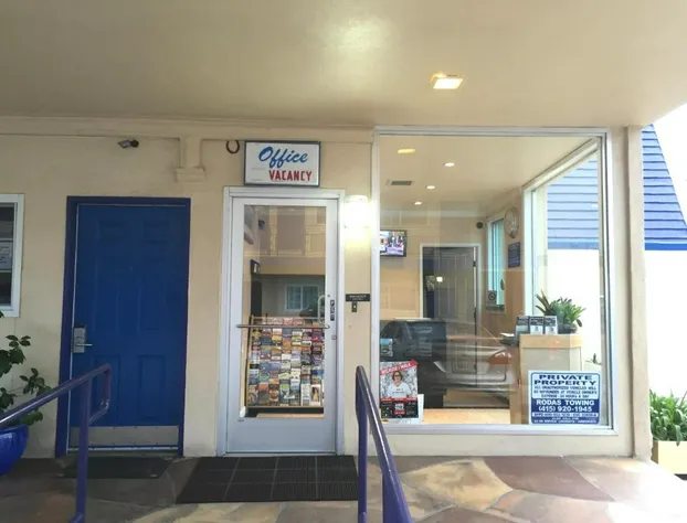 Surf Motel hotel detail image 2