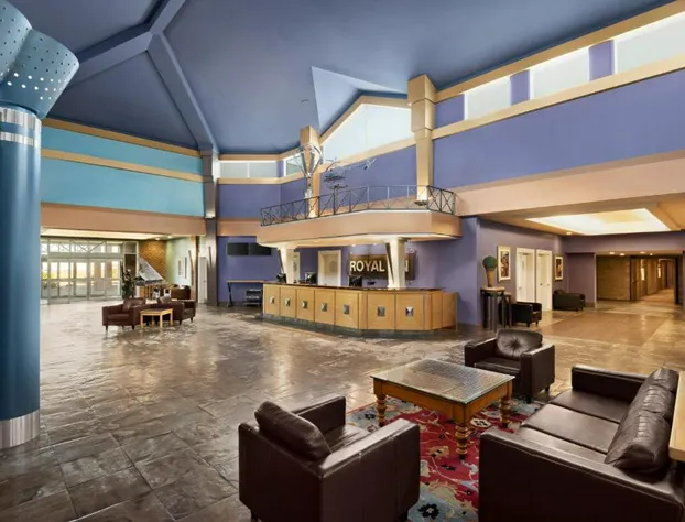 Royal Hotel Edmonton Airport, Trademark Collection by Wyndham hotel detail image 3