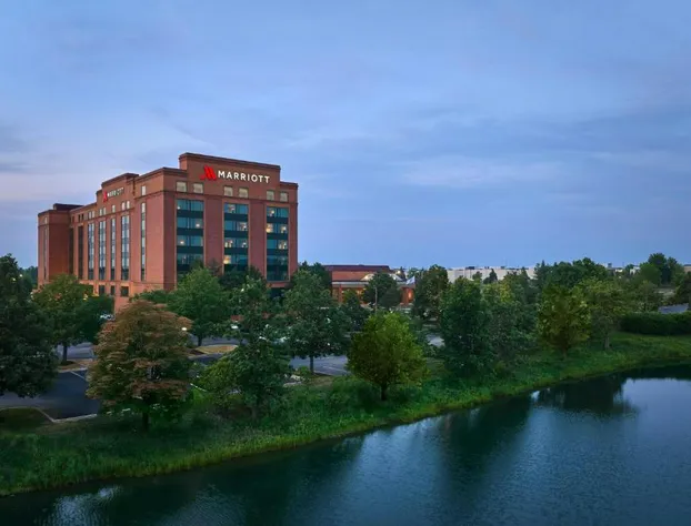 Chicago Marriott Northwest hotel detail image 1