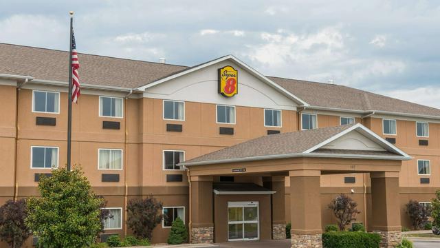 Super 8 by Wyndham St Robert Ft Leonard Wood Area hotel detail image 1