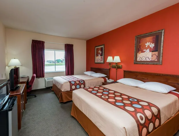 Super 8 by Wyndham St Robert Ft Leonard Wood Area hotel detail image 4