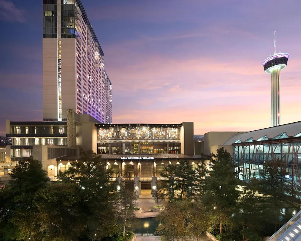 Grand Hyatt San Antonio River Walk hotel hero